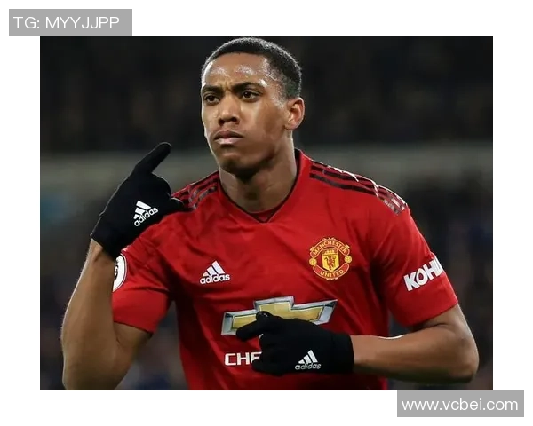 从无名小将到绿茵巨星那些足球球星逆袭成名的传奇之路